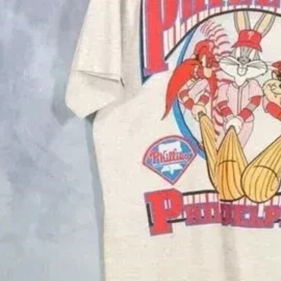 1993 MLB Philadelphia Phillies Looney Tunes T Shirt, MLB Unisex - Picture 3 of 5